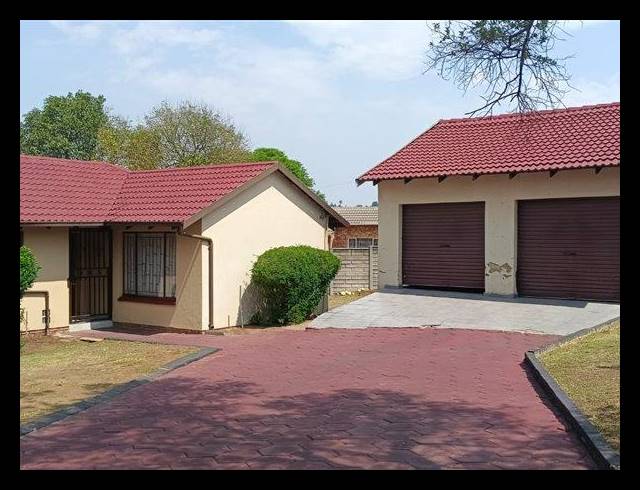 3 BEDROOM HOUSE FOR SALE IN NORKEM PARK